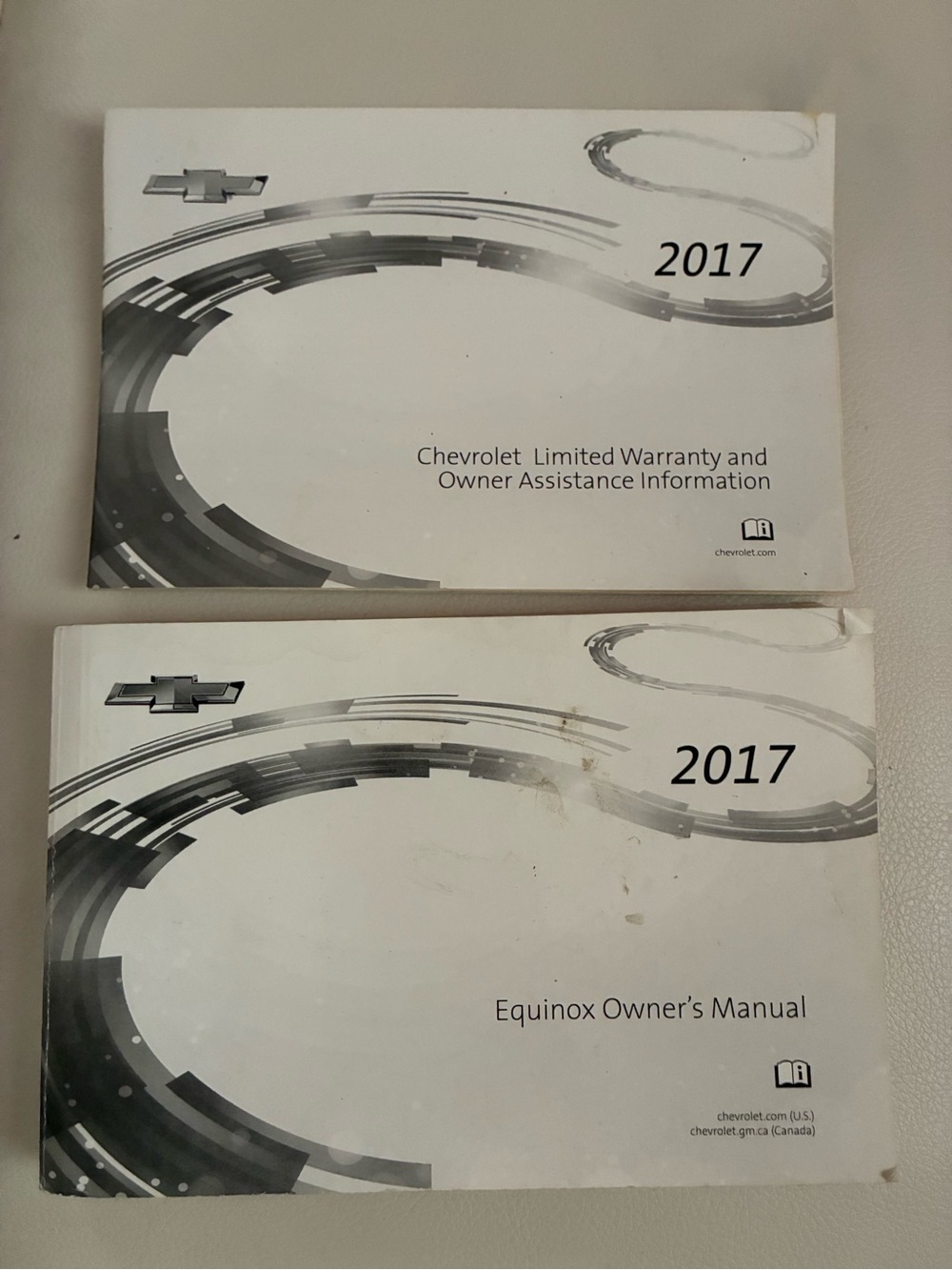 2017 Equinox Owner's Manual & Warranty Booklets - White